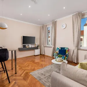Neo Apartment