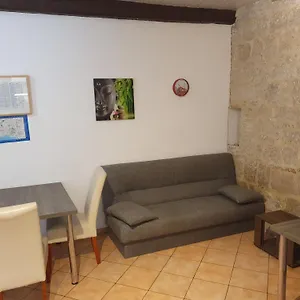 Eldi Apartment
